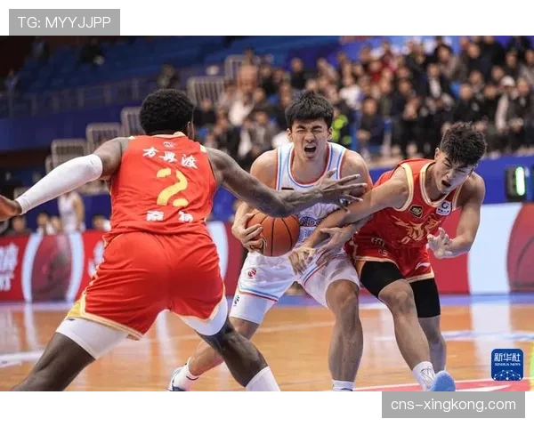 山东高速约翰逊突破分球能力 有效盘活全队进攻体系